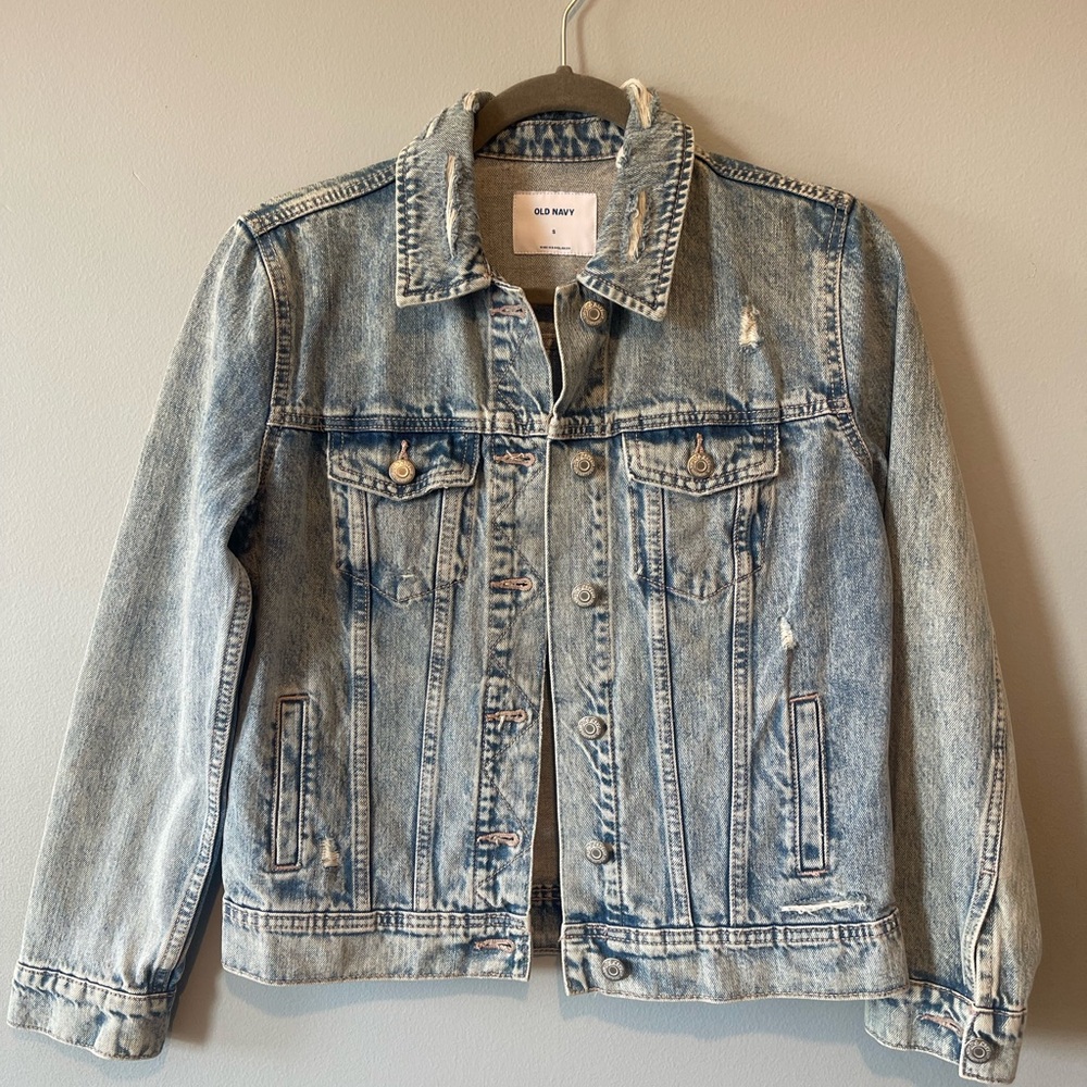 Old Navy Light Wash Distressed Denim Jacket